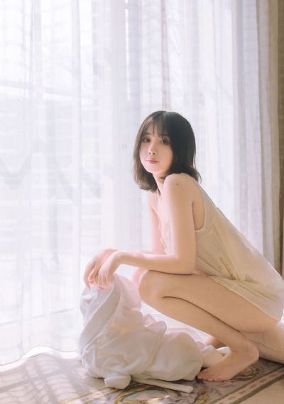 欧美风衣模特_BD国语高清免费观看