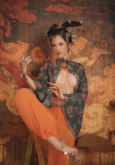 熟妇国产_完整版高清下载