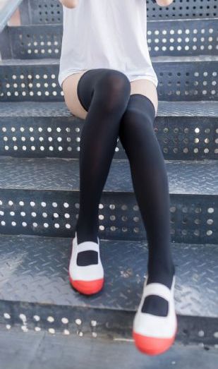 欧美女生皮肤q友乐园_720高清在线观看