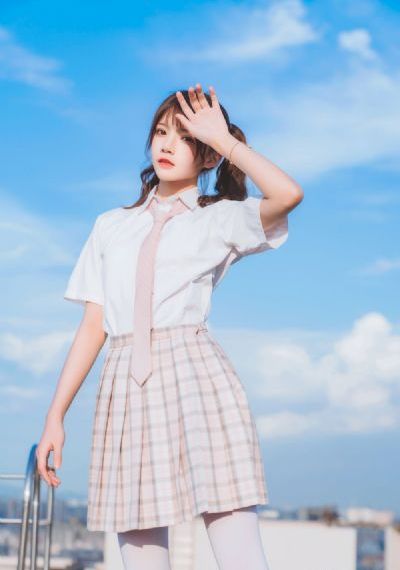 欧美女模霸气走秀_超清天堂在线