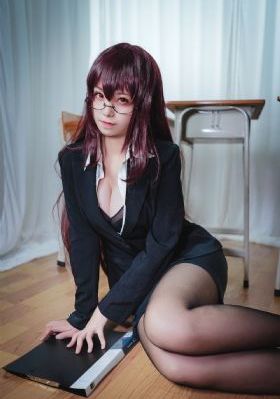 日韩三级久草_短视频完整无删减版