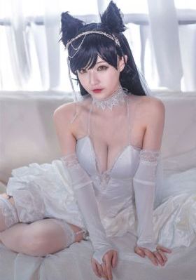 国产机器人美女佳佳_720高清免费观看