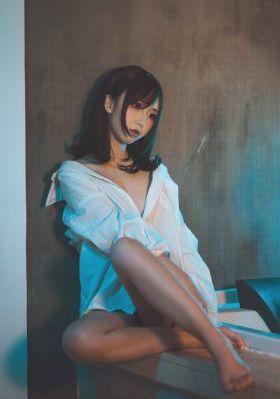 久久婷亚洲综合一区_电影免费国语